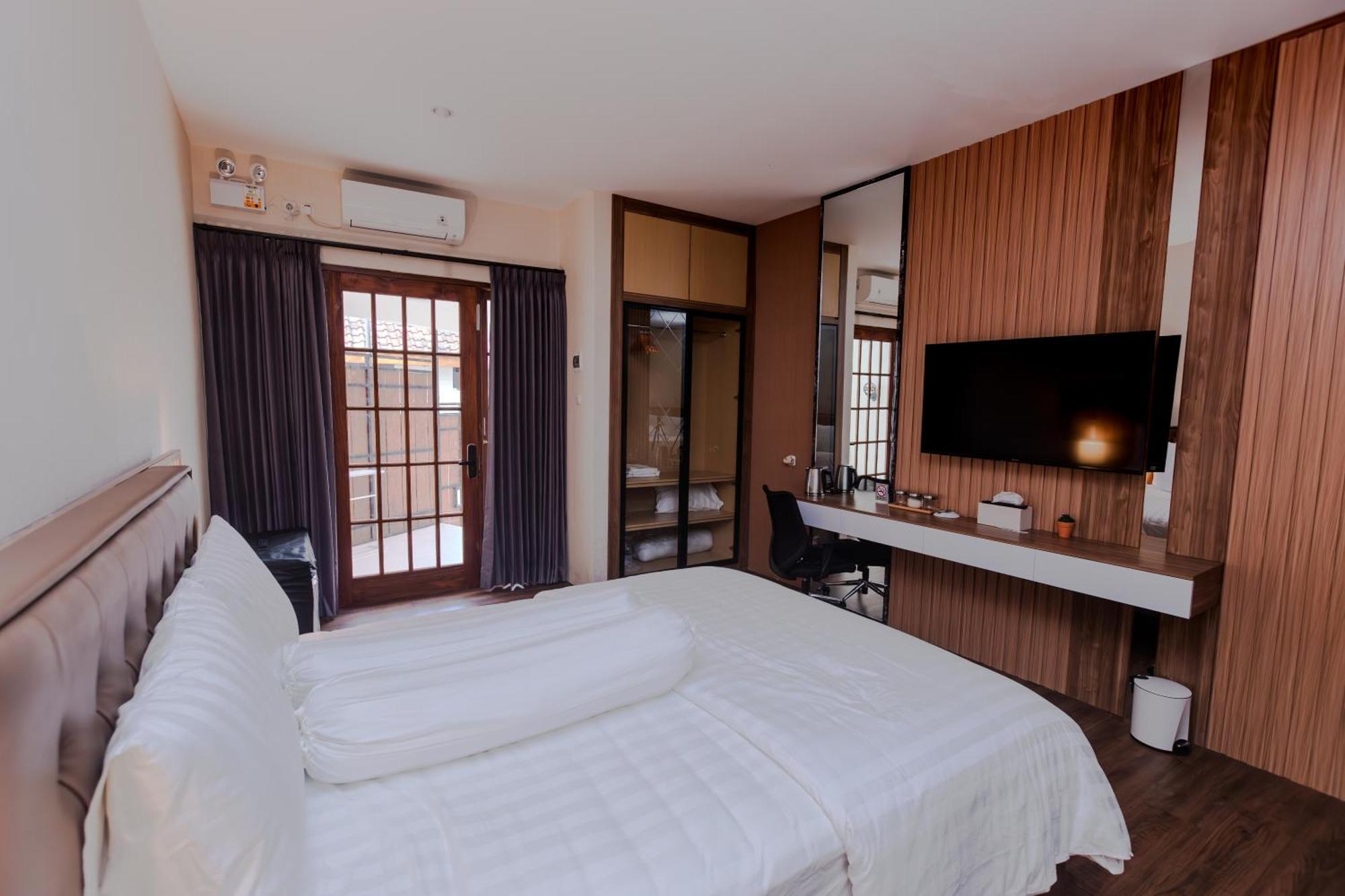 Inez Homestay 요그야카르타 외부 사진