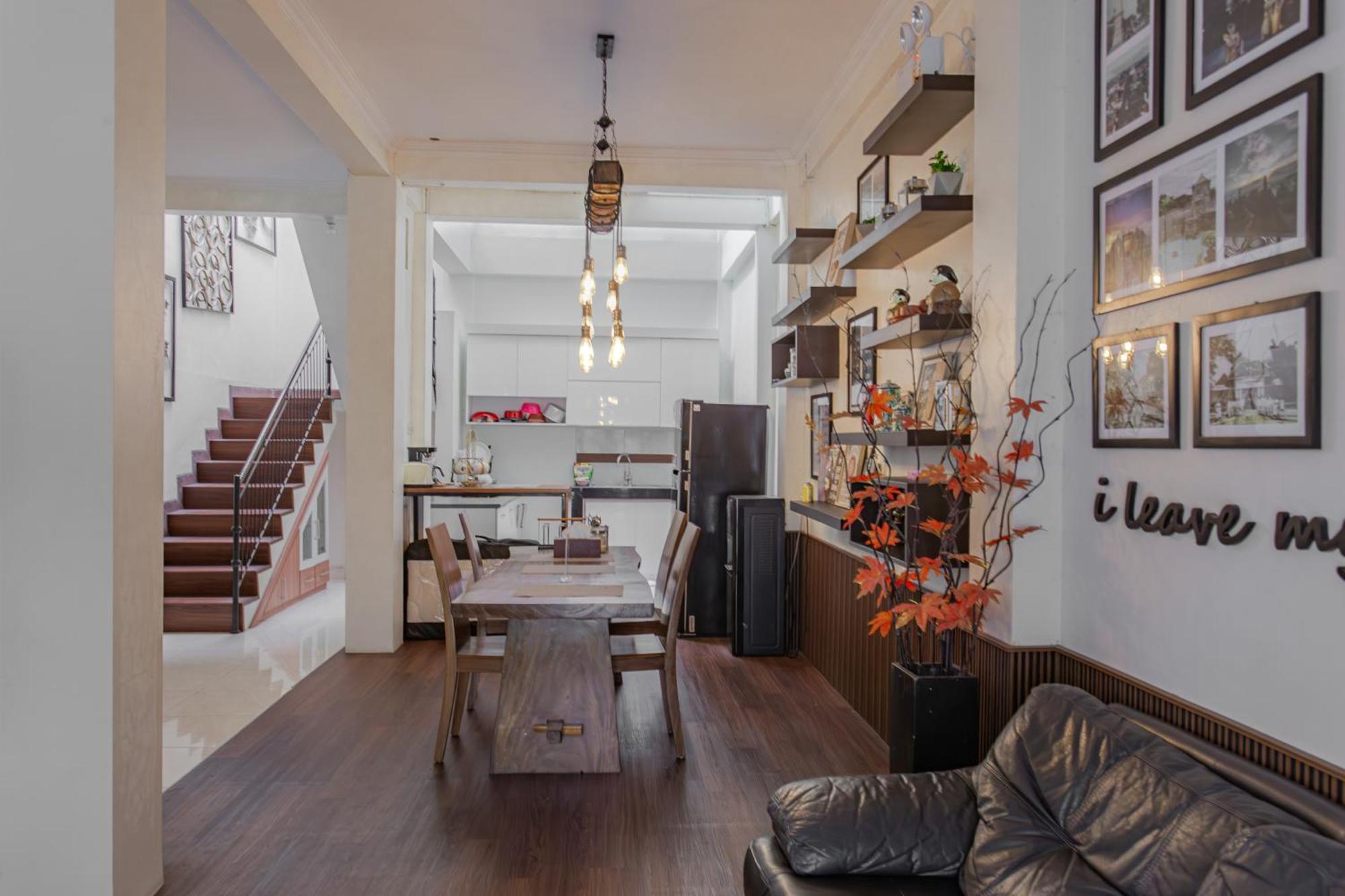 Inez Homestay 요그야카르타 외부 사진